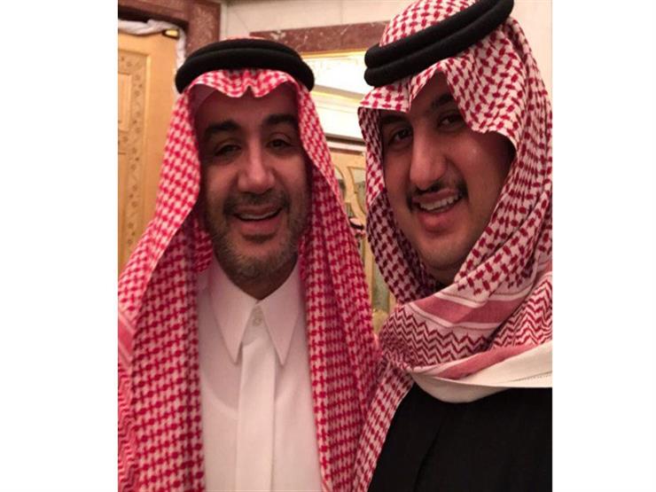 شاهد: أول صورة لمالك مجموعة إم بي سي بعد خروجه من الريتز.. وهؤلاء أوائل المُهنئين