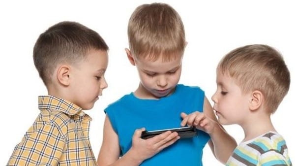7 نصائح لمراقبة هاتف طفلك وحمايته