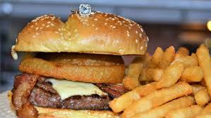 Restaurant Offers $3,000 Burger With Engagement Ring For Valentine's Day