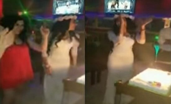 شاهد.. طبيبة مصرية تحتفل بطلاقها بالرقص و الغناء بفستان زفاف أبيض