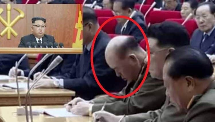 بسبب هذه الصورة.. رئيس أركان الجيش في كوريا الشمالية يواجه الإعدام