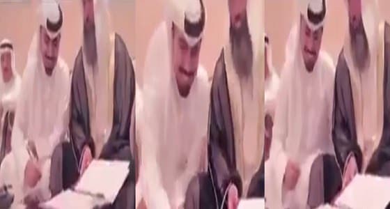 عاقد نكاح يقنع " عريس " بالتفكير قبل الزواج