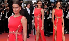 Irina Shayk goes underwear free at premiere