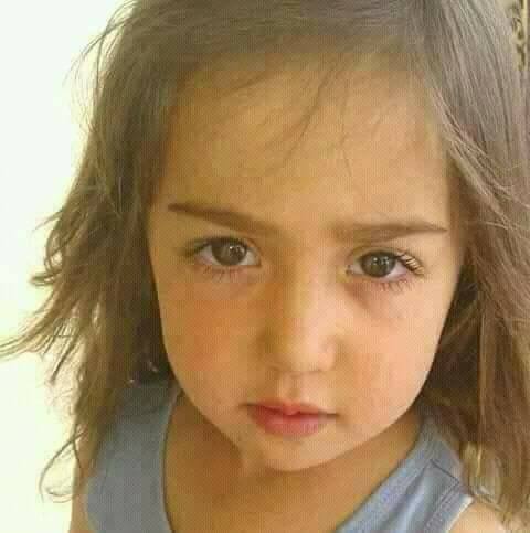 شاهدوا.. اختطف ابنة الـ3 سنوات بتونس وذبحها أمام والدتها وفصل رأسها عن جسدها