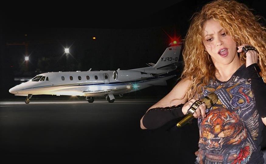 shakira airplane