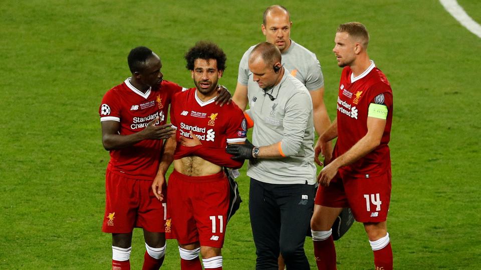 جماهير ليفربول تنقلب على محمد صلاح وتطالب بالتخلص منه