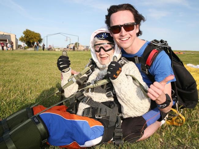 Oldest skydiver World Record Skydive - Irene O'Shea - SA Skydiving