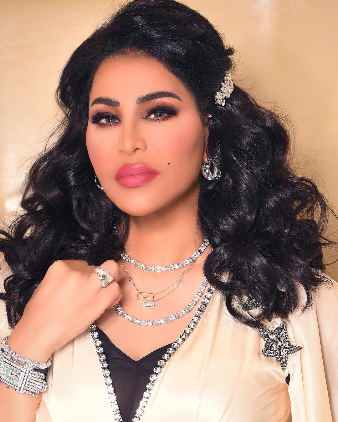 ahlam k00.jpg