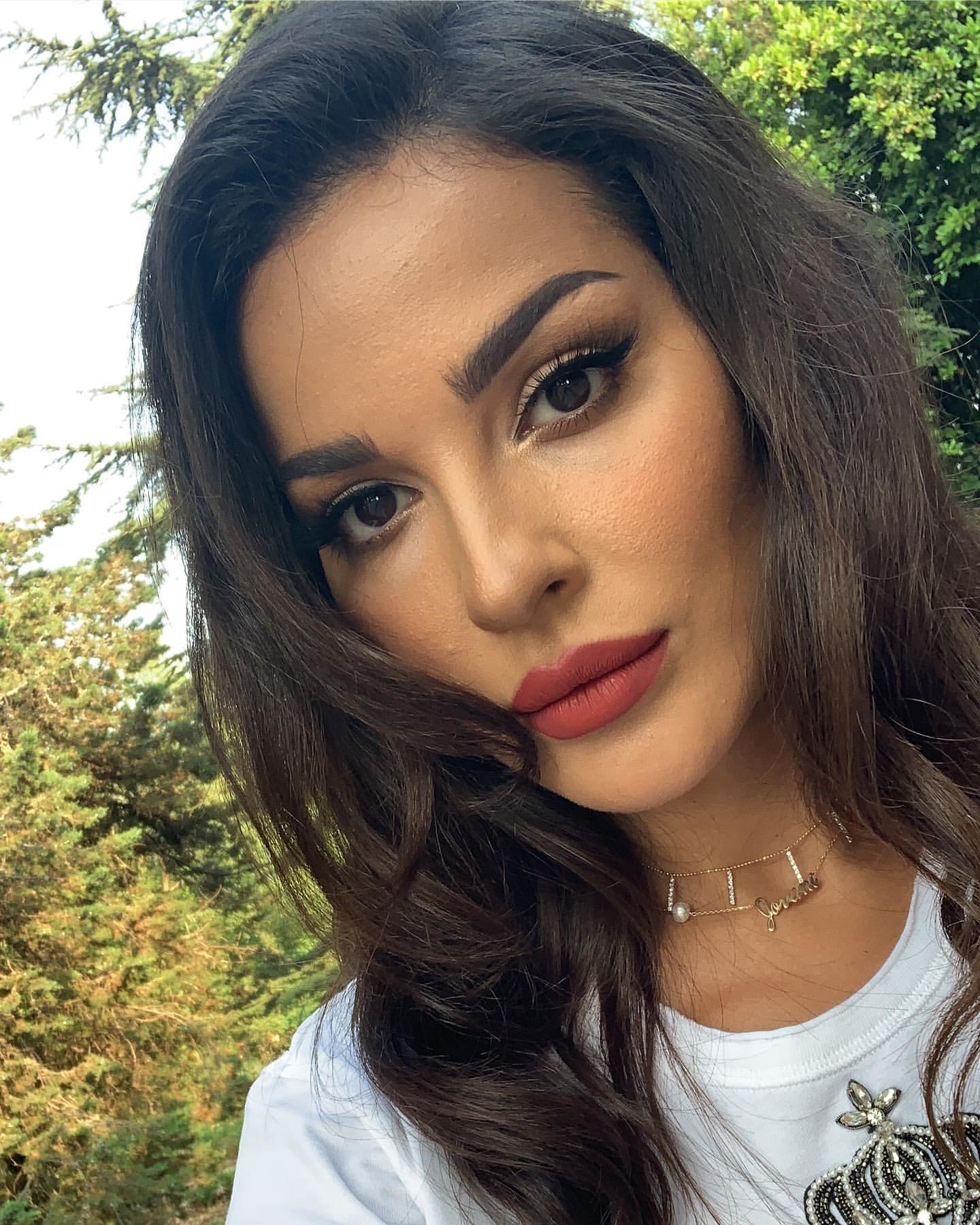 nadine njeim f