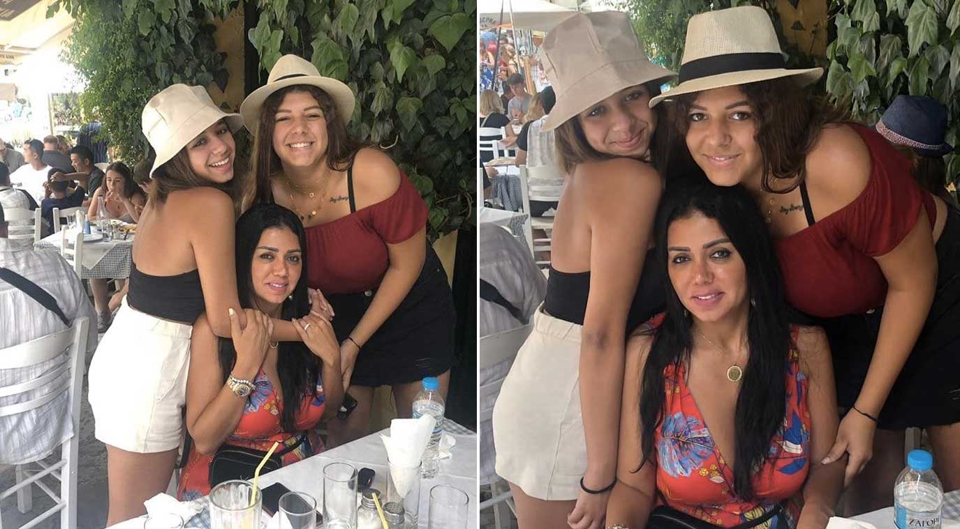 رانيا يوسف مع ابنتيها