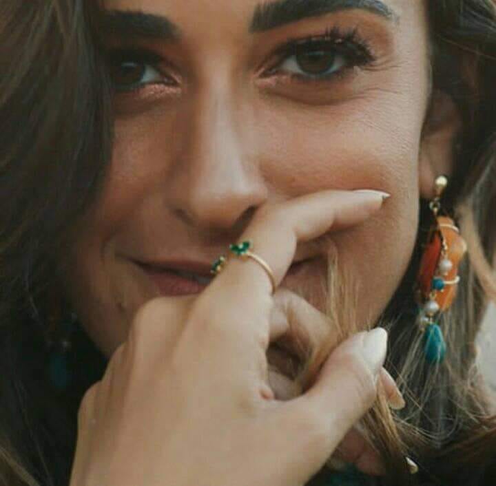 amina khalil 00