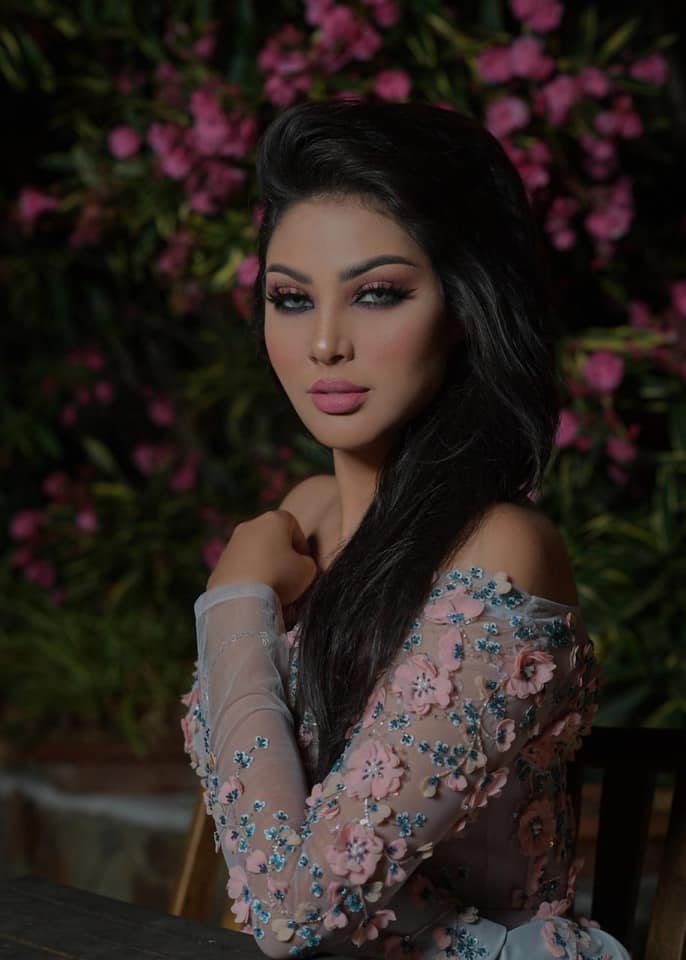 Ibtissam Tiskat000