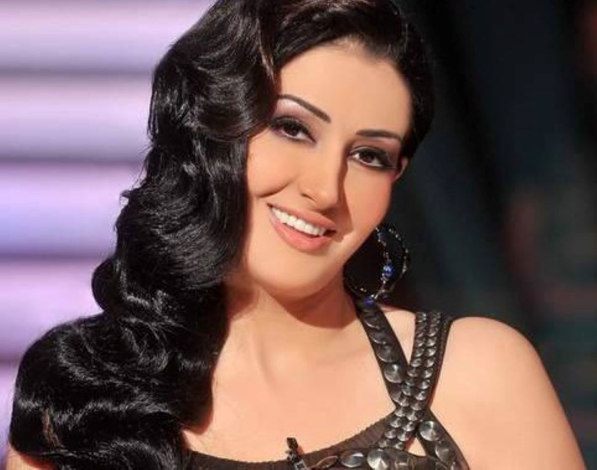 الفنانة "غادة عبد الرازق"