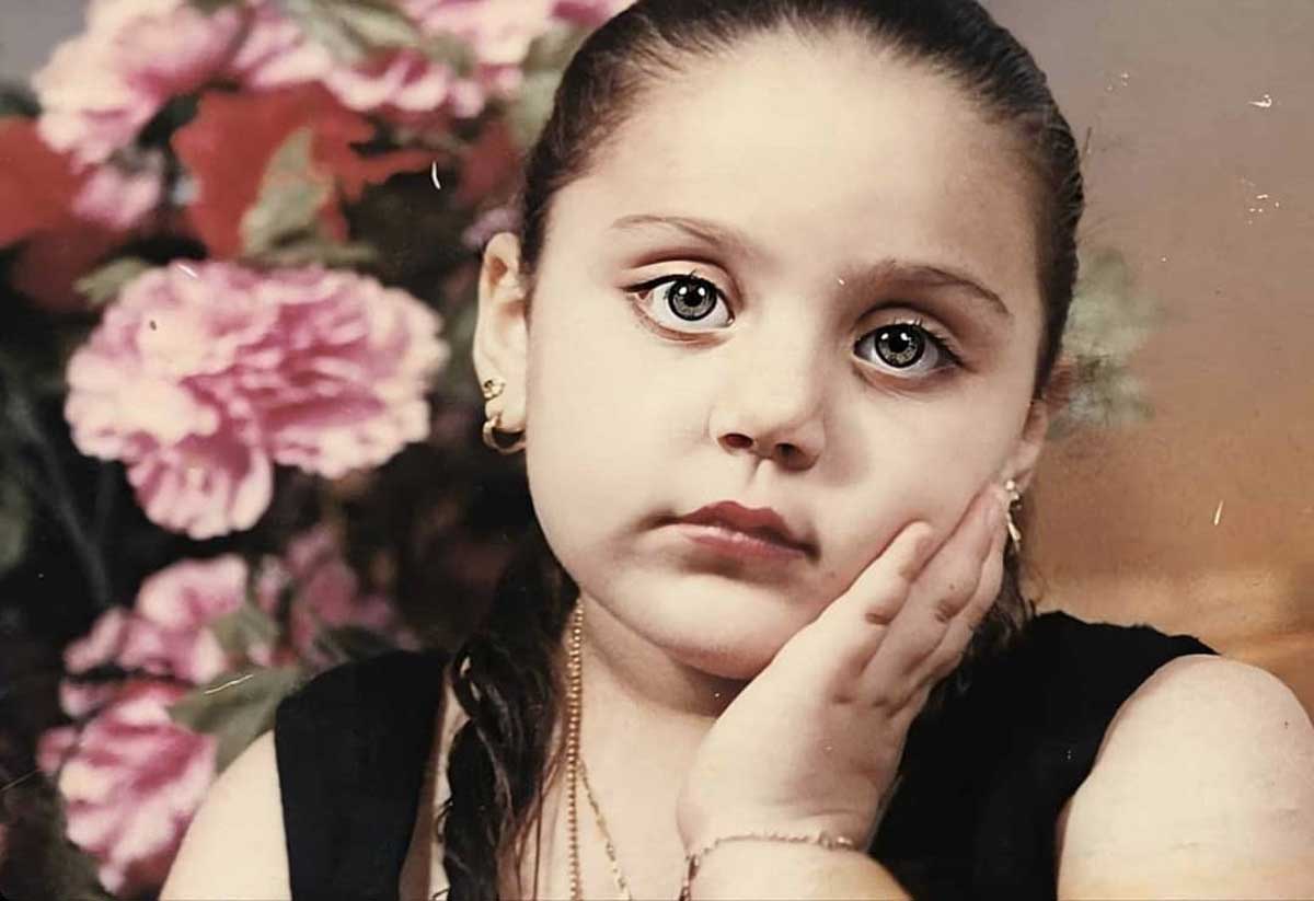 زينب فياض في طفولتها