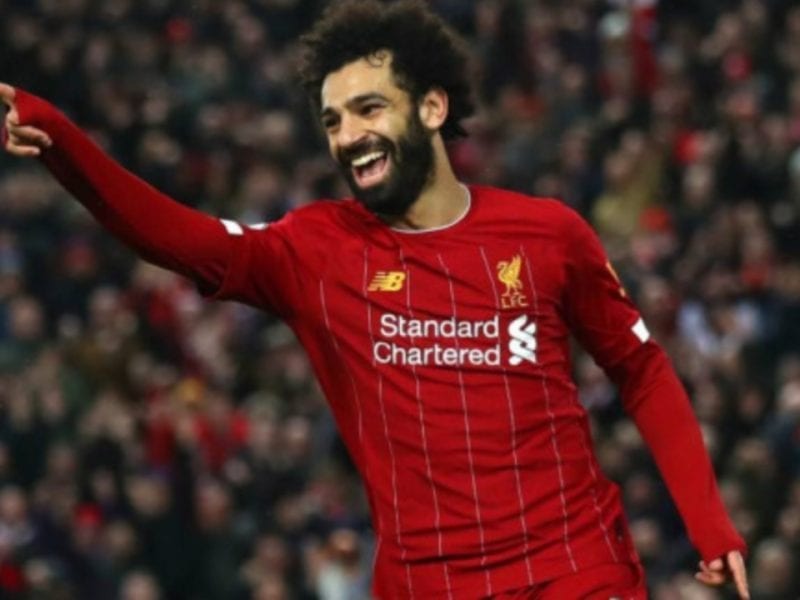 نجم الكرة المصري "محمد صلاح"