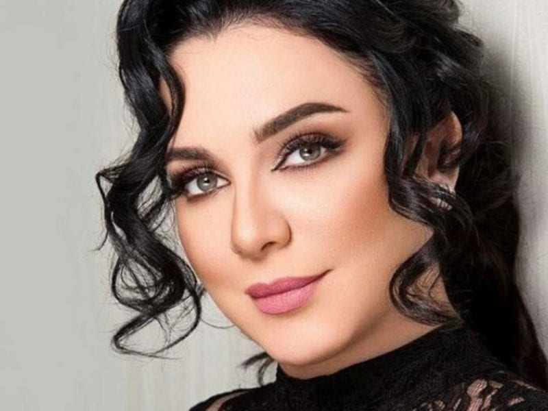 الفنانة "سلاف فواخرجي"