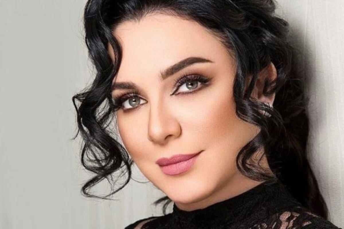 الفنانة "سلاف فواخرجي"