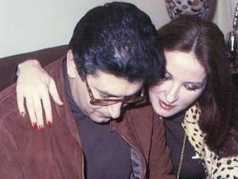 عمر خورشيد وزوجته دينا