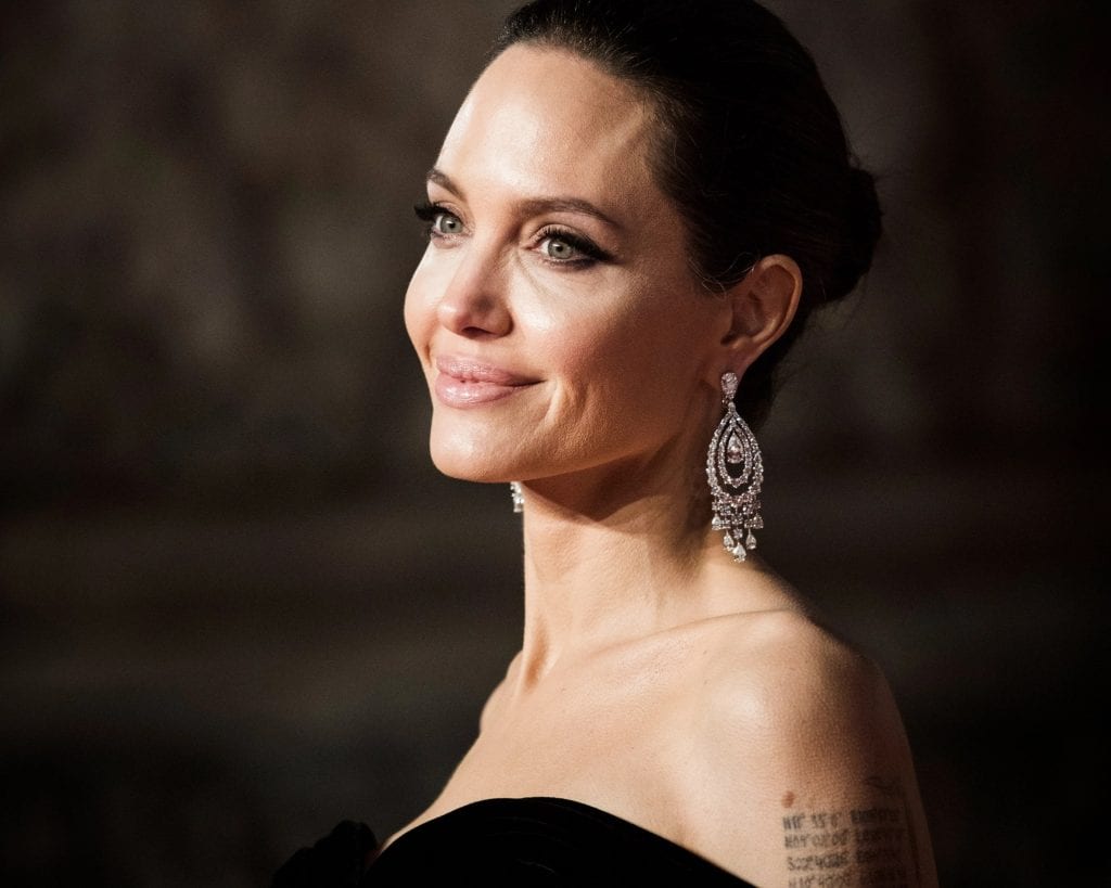 angelina jolie u