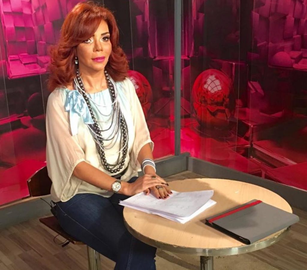 صور الإعلامية أيتن الموجي ابنة الفنان الراحل نجاح الموجي