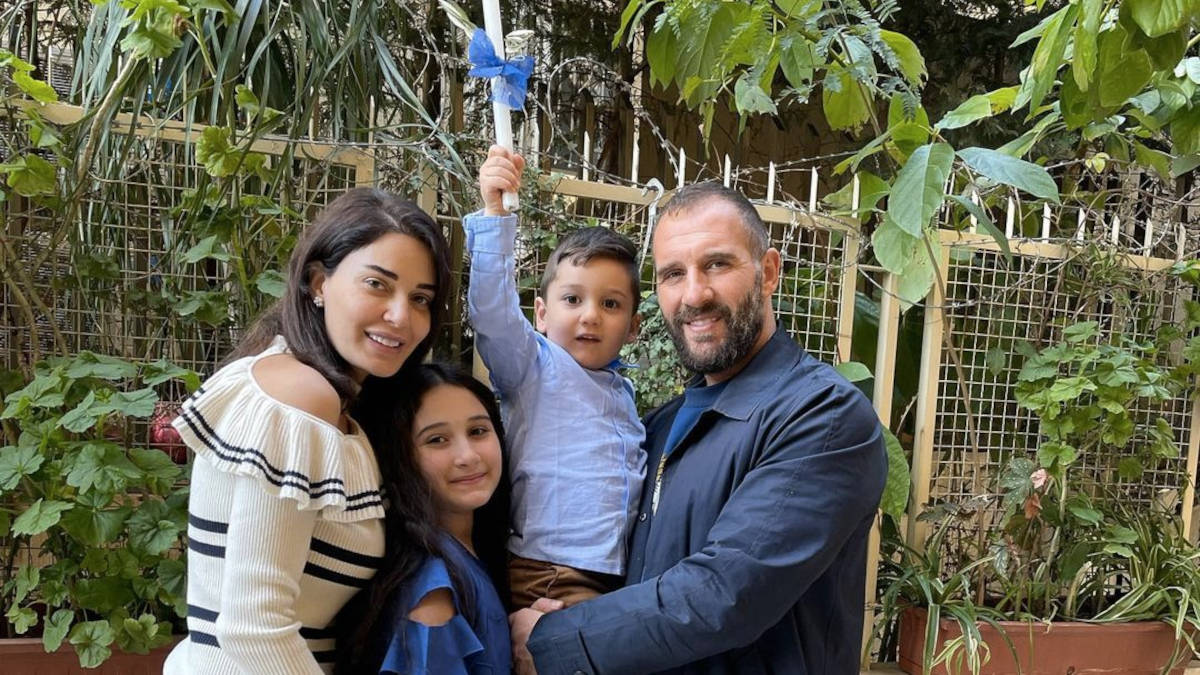 سيرين عبد النور مع عائلتها