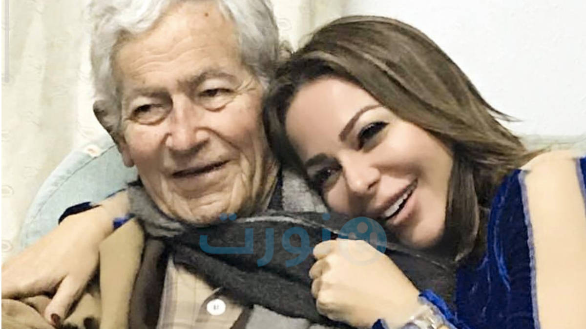 سوزان نجم الدين مع عمها