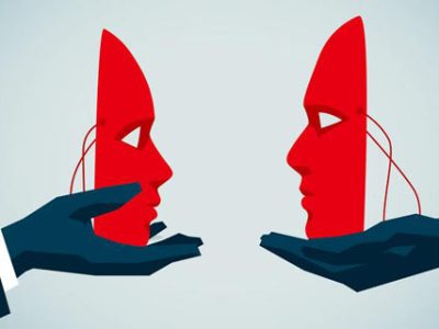 اسماعيل السعيد – النفاق الوظيفي ام المجاملة الوظيفية